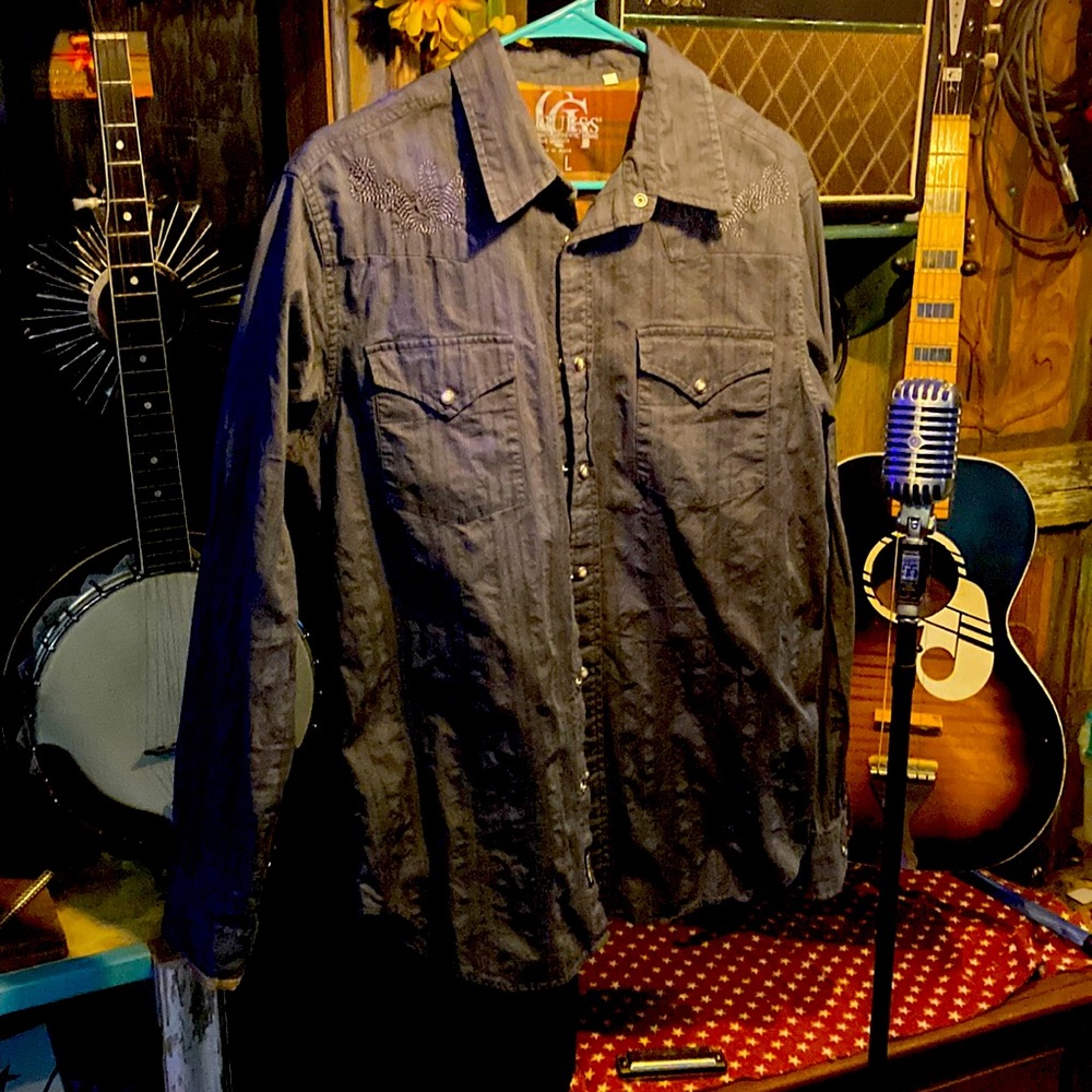 Long sleeve pearl snap shirt